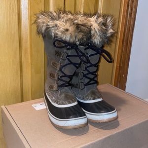 Sorel - Size 6 - Winter Boots